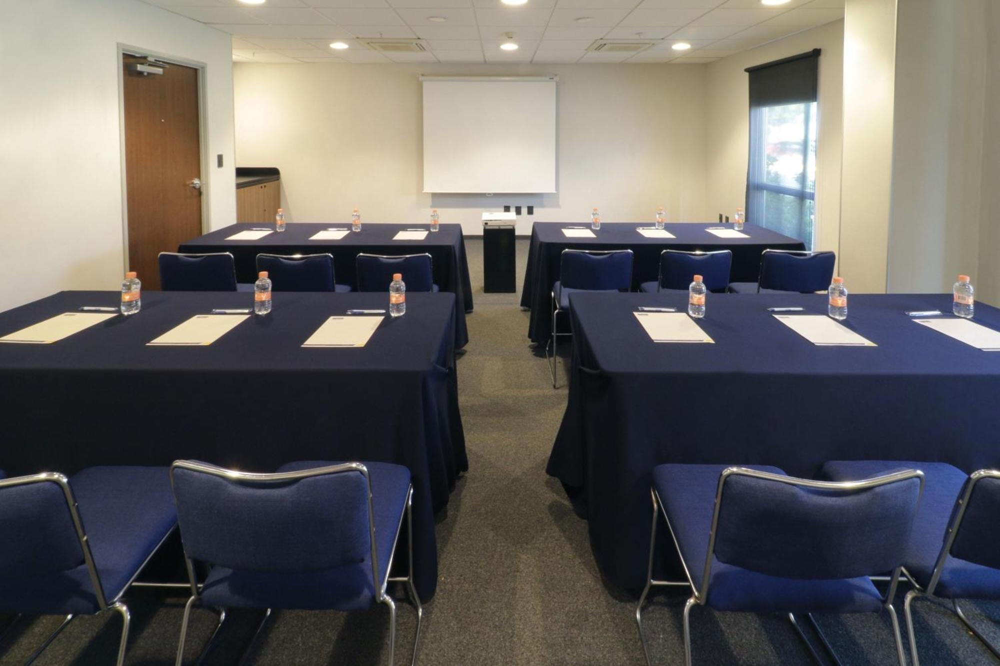 City Express By Marriott Ciudad Victoria Ngoại thất bức ảnh