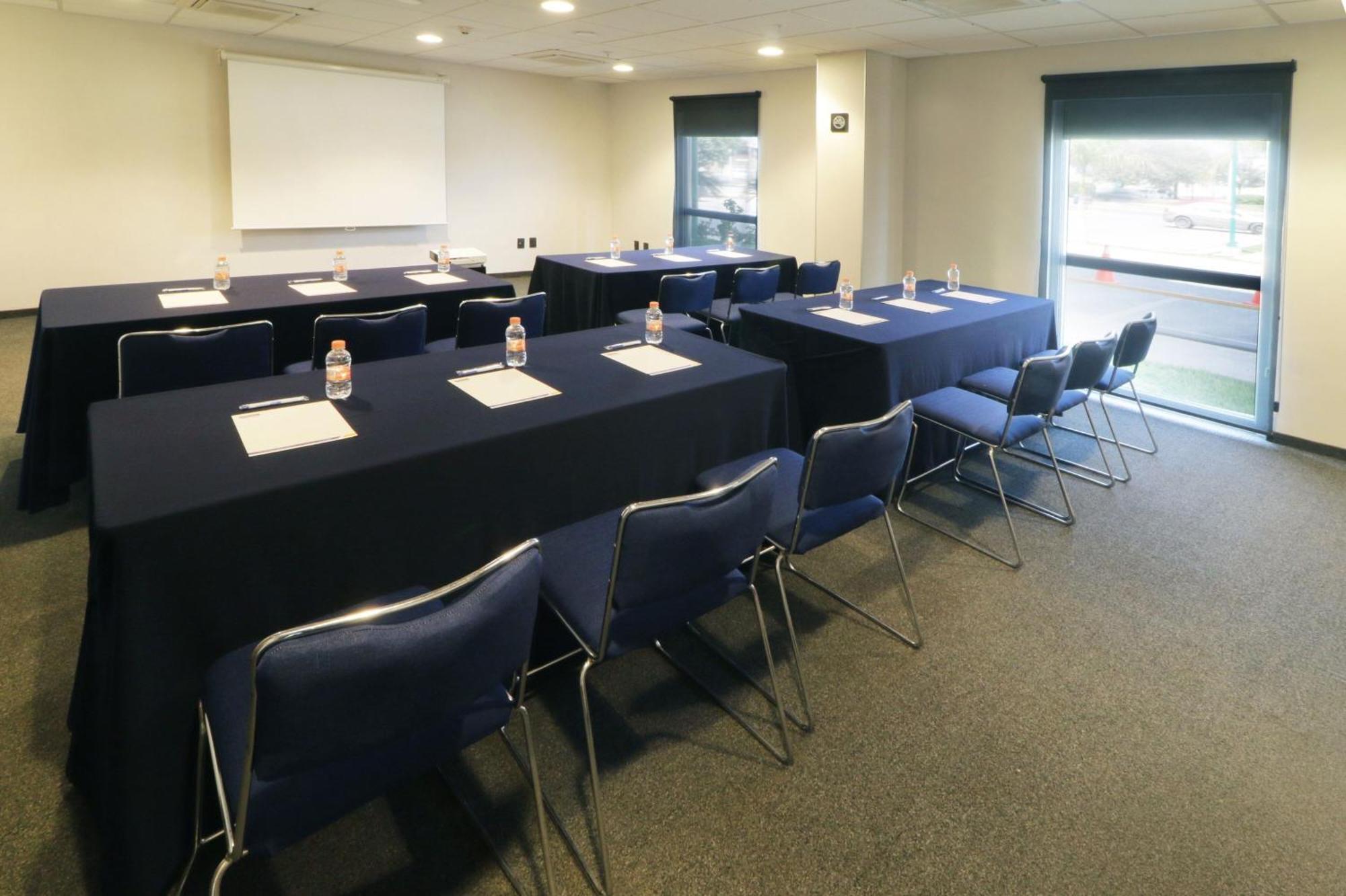 City Express By Marriott Ciudad Victoria Ngoại thất bức ảnh