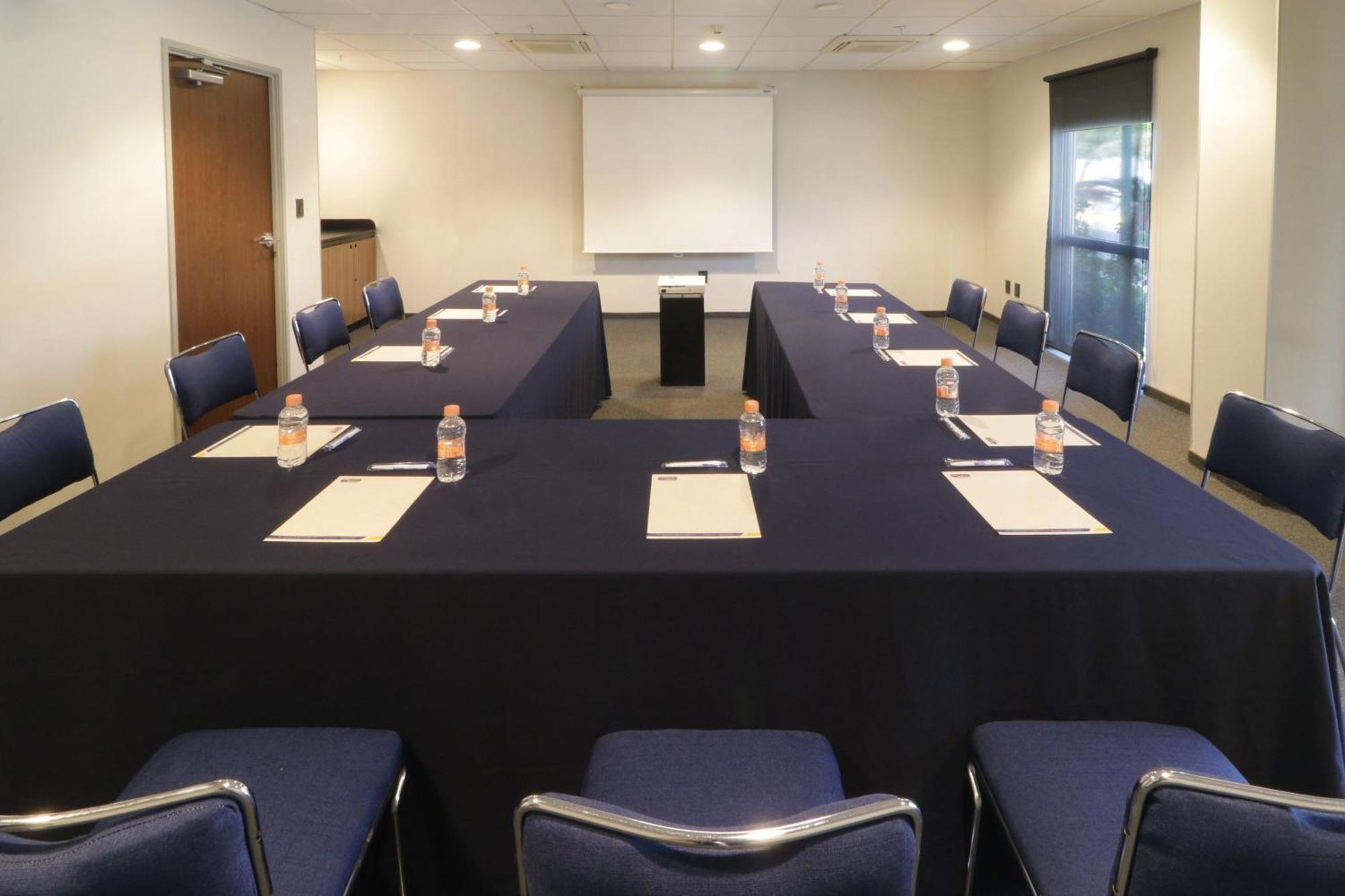 City Express By Marriott Ciudad Victoria Ngoại thất bức ảnh