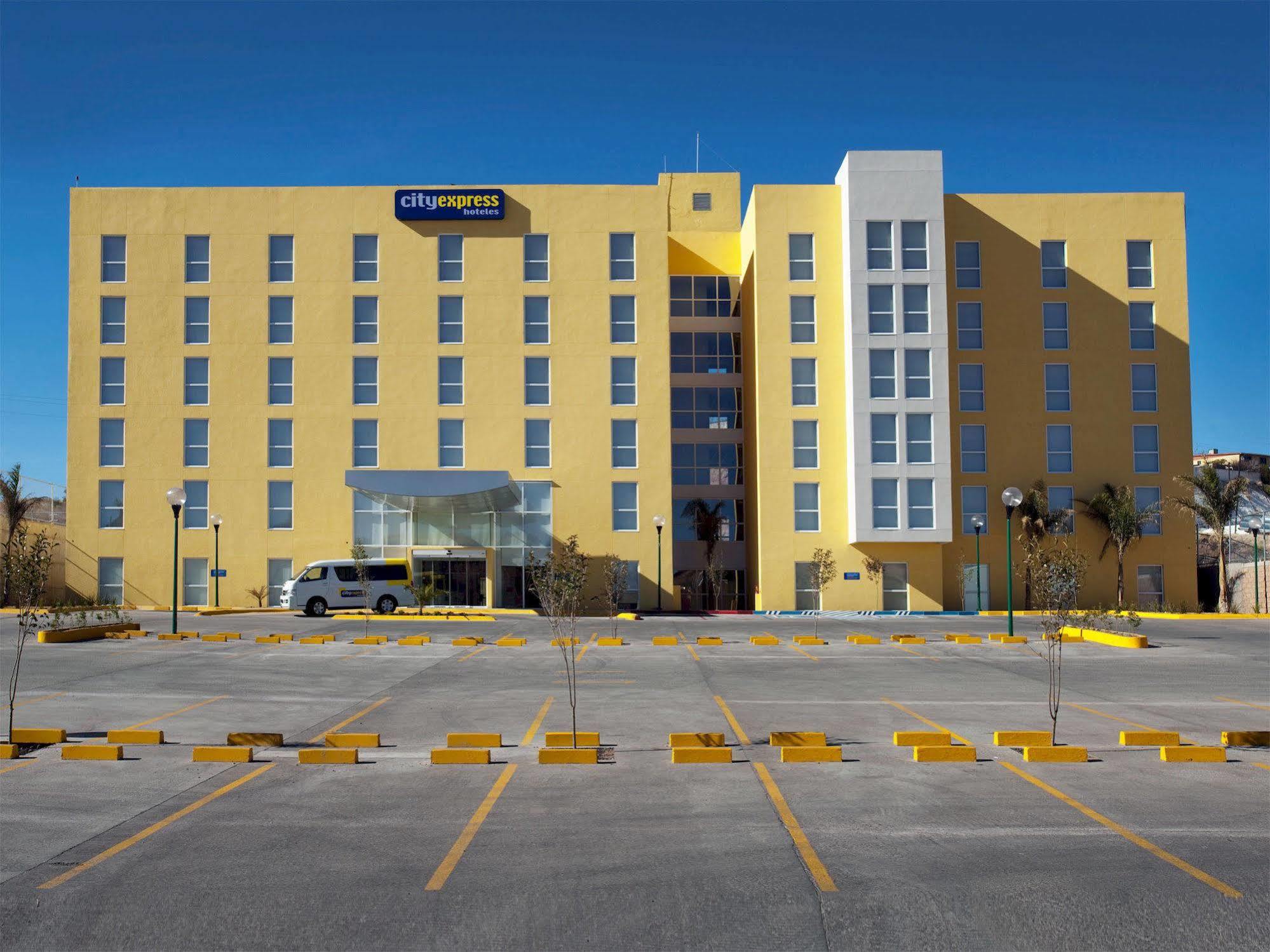 City Express By Marriott Ciudad Victoria Ngoại thất bức ảnh